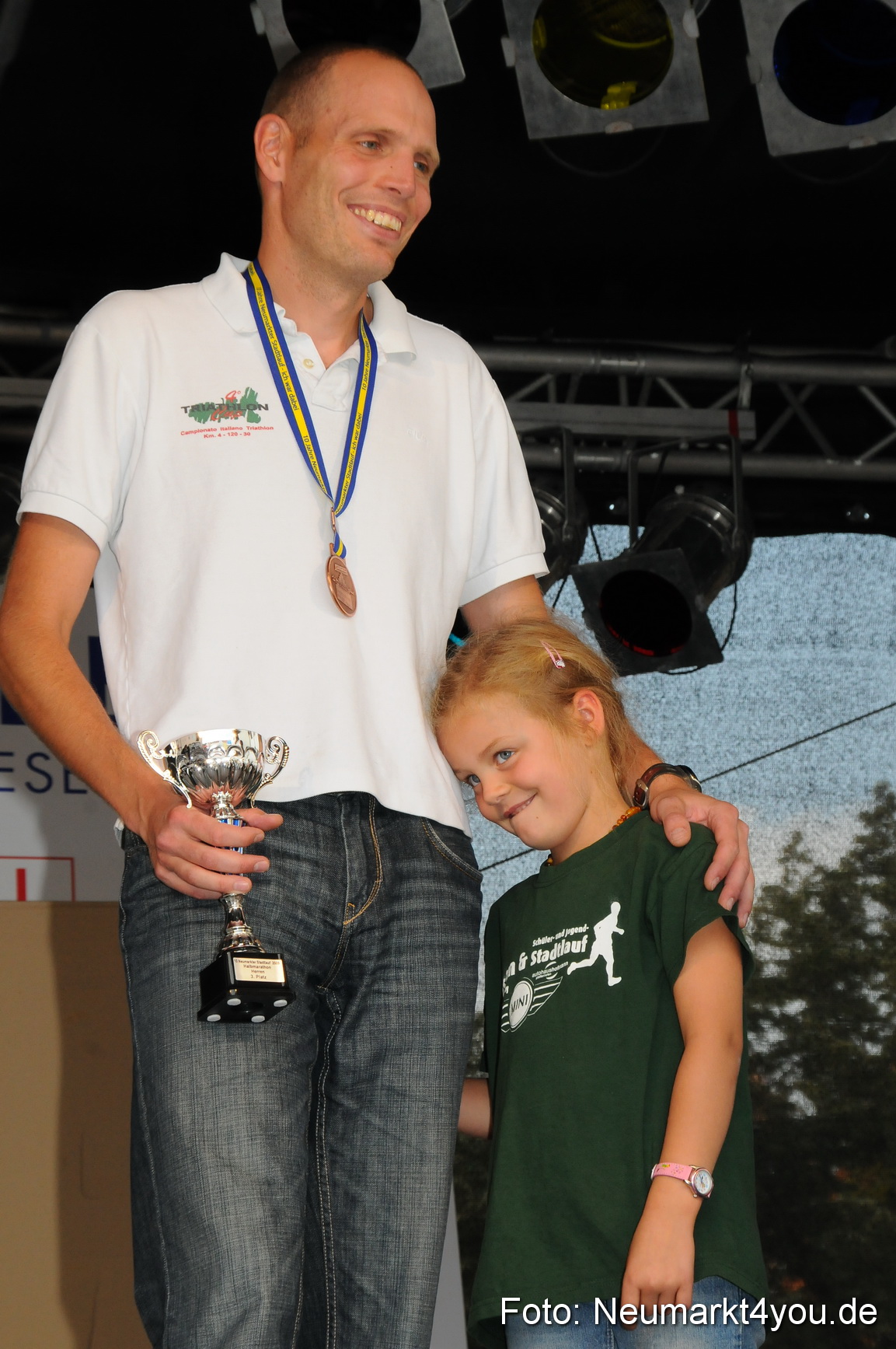 0015 Stadtlauf Neumarkt Siegerehrung 200909